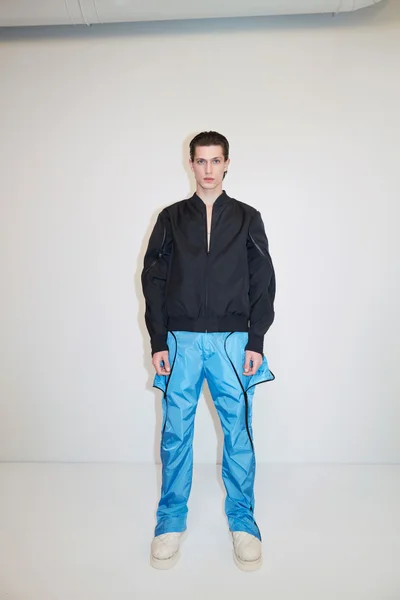 Look 13